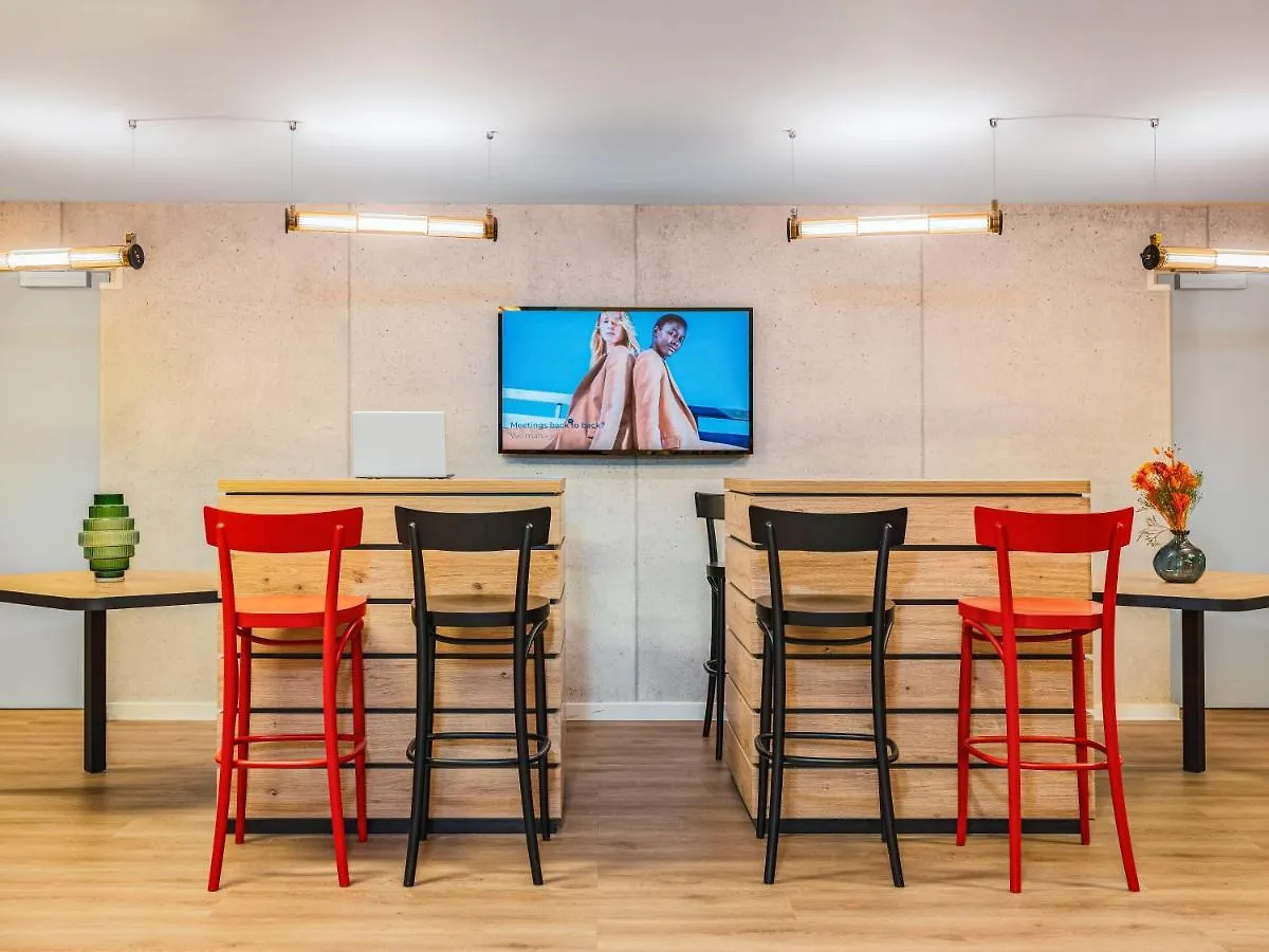 Novotel Paris Vaugirard Montparnasse Hotel